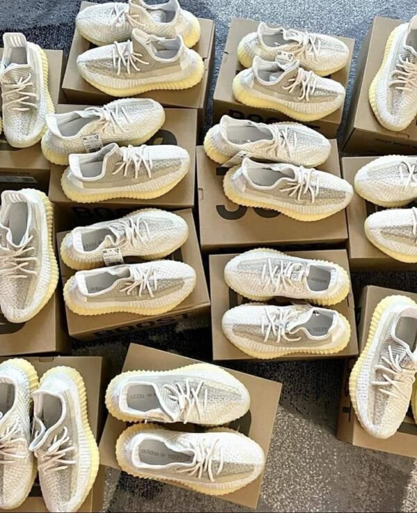 Yeezy Shoes Pallet - Image 7