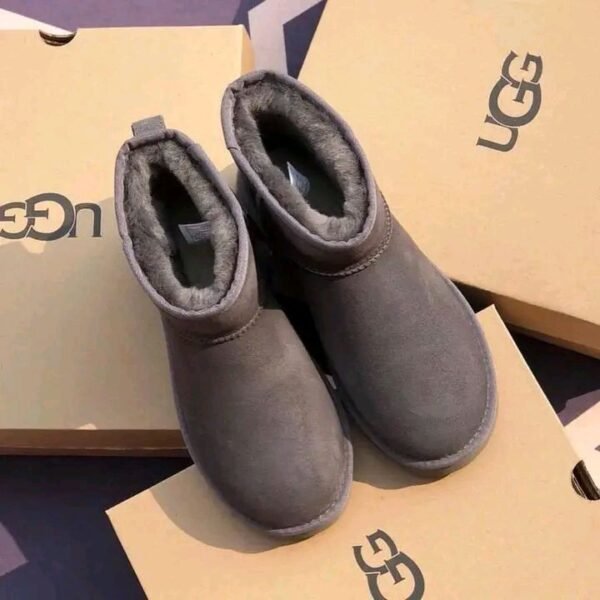 Ugg Shoes Pallet - Image 13